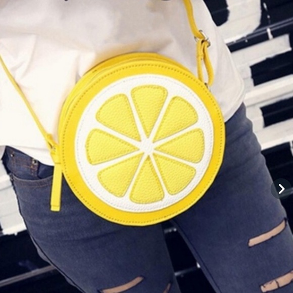 Boutique Round Lemon Crossbody Purse - NEW - Picture 3 of 6